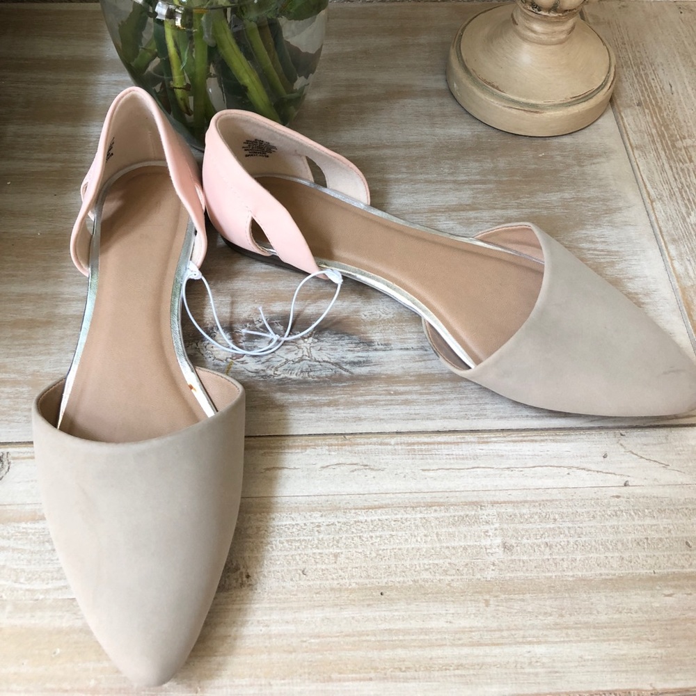 NWOT Gap flats size 10